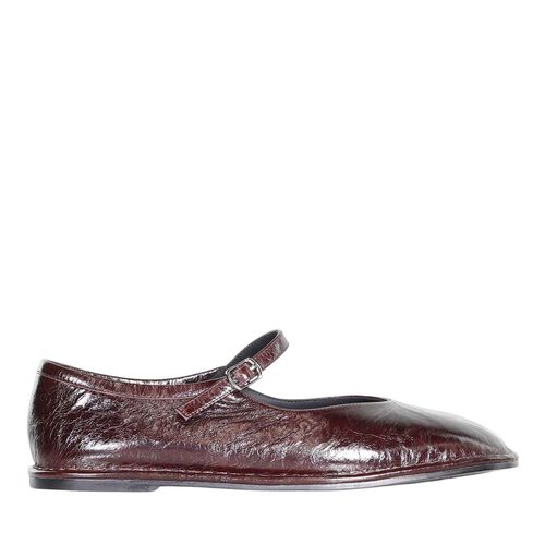 Minx Fletcher Flat Shoe